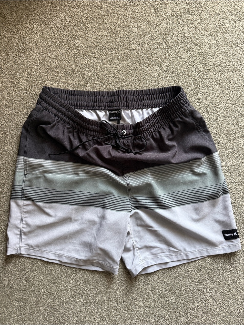 Hurley Men's Cannonball 17" Swim Trunks - Large